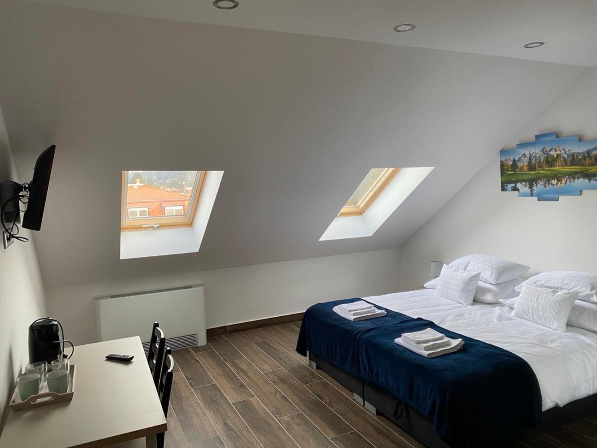 M70 Apartmanhaz Mişcolţ Exterior foto